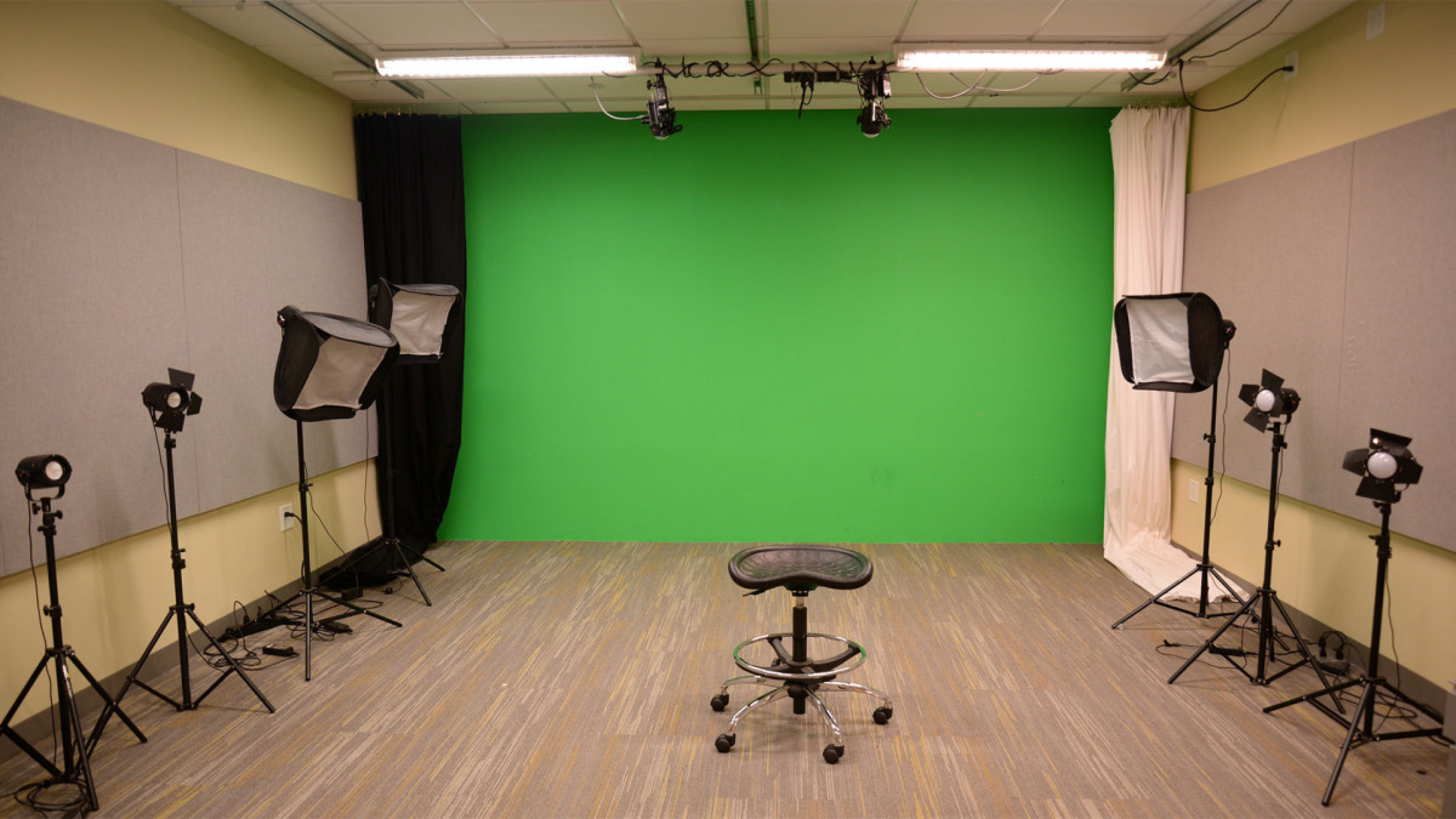 Studio with green wall